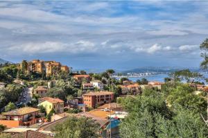 Appartements Sea View 1B Apartment, Theoule : photos des chambres