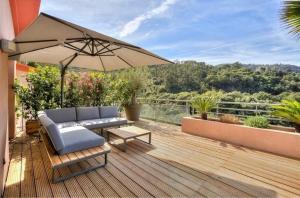 Sea View 1B Apartment, Théoule