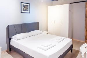 room with private bathroom Stella 2