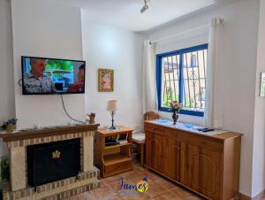 Rustic 2 Bedroom townhouse in La Zenia LZ14