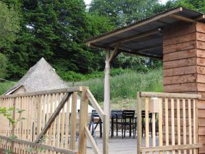 Hotels Les secrets de la nature chambre d-hotes, tentes luxe et nature : photos des chambres
