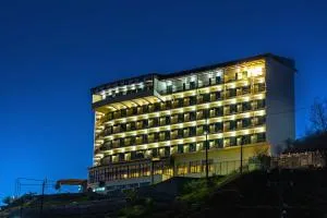 Hotel Lecadin - 卡尔派尼西翁