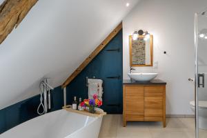 Maisons d'hotes Les Metairies d Arthur : photos des chambres