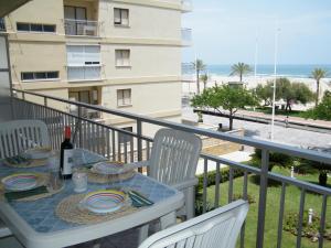 Apartamento en primera línea de mar - Solo familias - ES-314-36