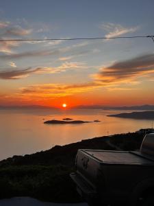 Sea Sun House, Aprovato Andros