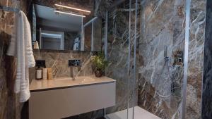 One-Bedroom Apartment - Non-Smoking