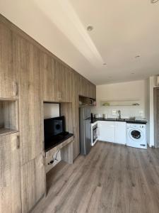 Appartements 14484 deux pieces elegant et central : photos des chambres