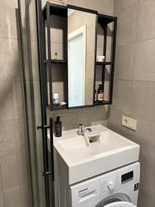 Peaceful Studio with Parking Close to Riga Center