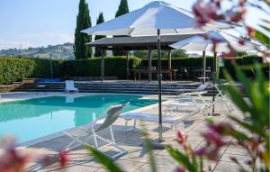 Stunning Home In Tolentino