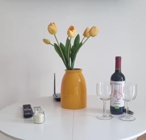 Beautiful Apartment near Ortigia & Central Stations