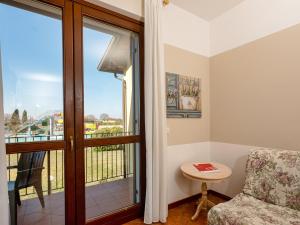 Apartment in Peschiera del Garda 22085