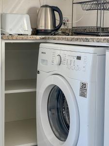 Entire apartment full equiped with balcony and city view