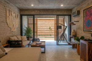 Jiloo Punta Zicatela Adults Only (1)