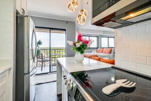 Ocean-View Balcony Resort Retreat in Myrtle Beach