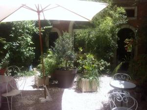 Appartements Pleasant 120 m2 duplex, garden, quiet, south, center : photos des chambres