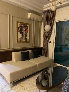 Magnifique appartement avec terrasse Lac 2 البحيرة Tunis