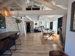 Le Nid Tropical Proche gare