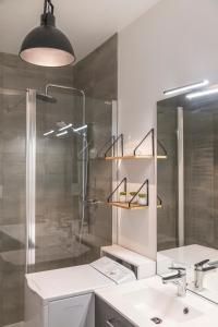 Appartements Industrial style 4-bedroom apartment, walking distance to the city center : photos des chambres