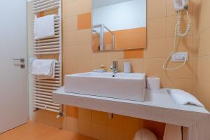 Double or Twin Room with Garden View