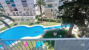 Beach-side Studio with Pool - South Costa, Nerja