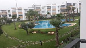 Superbe appartement avec piscine face à la mer