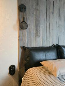 Central Downtown Terrace Studio