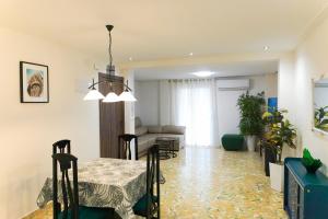 Desigual apartamento con 3 AC
