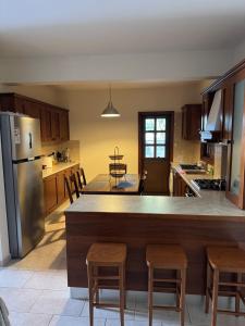 Stunning Traditional Stone Villa - Kallepia