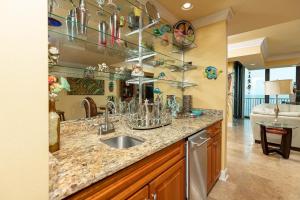 Phoenix IX 1205 condo