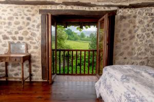 Gatehouse of the Palacio de Hualle near Comillas
