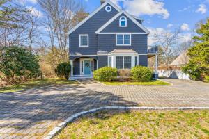 Summer by the Sea - Central tobeaches & ponds