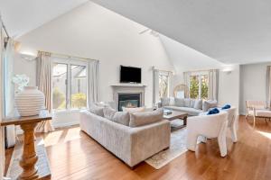 The Gathering Place - For 6 with Fire Pit