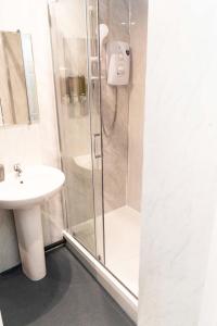 Starlights Short lets