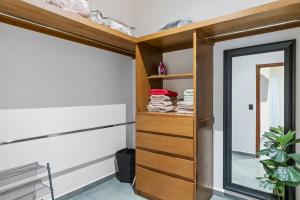 Spectacular Ocean View with Homeoffice Space