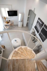 SantoView Suites