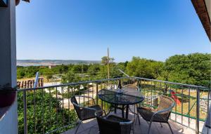 3 Bedroom Gorgeous Apartment In Seline - 3hvězdičkové hotely ve městě Seline