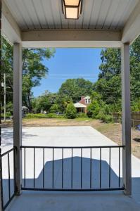 Danas Cottage 1King Near USC