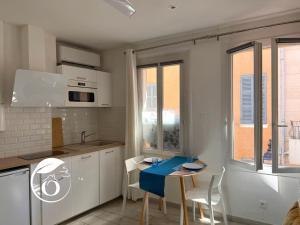 Appartements Superbe T1 bis sur le port et rue pietonne : photos des chambres