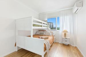 Palm Beach 3b Apartment. Parking. Wifi.