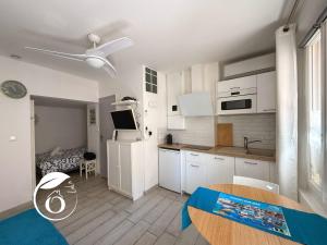 Appartements Superbe T1 bis sur le port et rue pietonne : photos des chambres