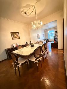 Great Apt close Copacabana Beach