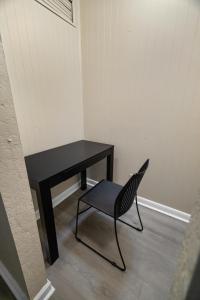 2 bedroom Pool Above Garage apartment