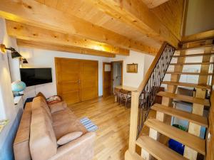 Chaty pod Kamenným morom - Skalka