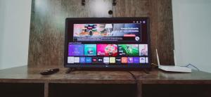 CASA - 3 quartos com ar - 2 banheiros - garagem para 2 carros