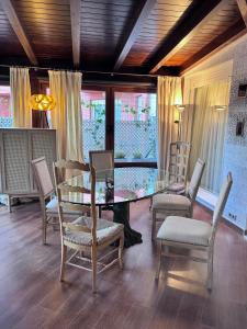 Fabuloso Bajo con Jardines