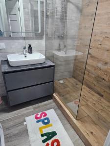 Дрім таун, квартира біля жд вокзала