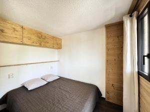 Résidence Les Melezes - Studio vue montagne · Accès pistes par navette · Parking extérieur MAE-0944