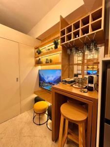 Hudson Tower - Eastbay Residences