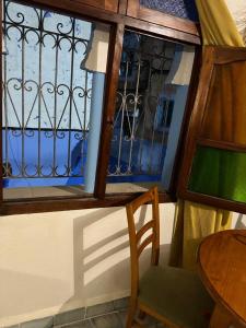 Tiny house, old city, dar Bassido, chefchaouen