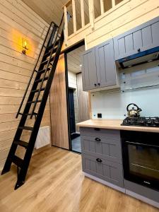 Savanna Mountain forest resort